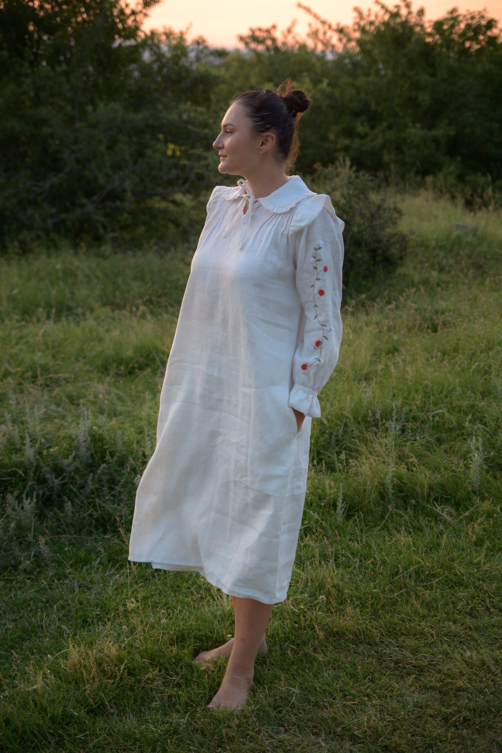 Rochia Ilinca brodată