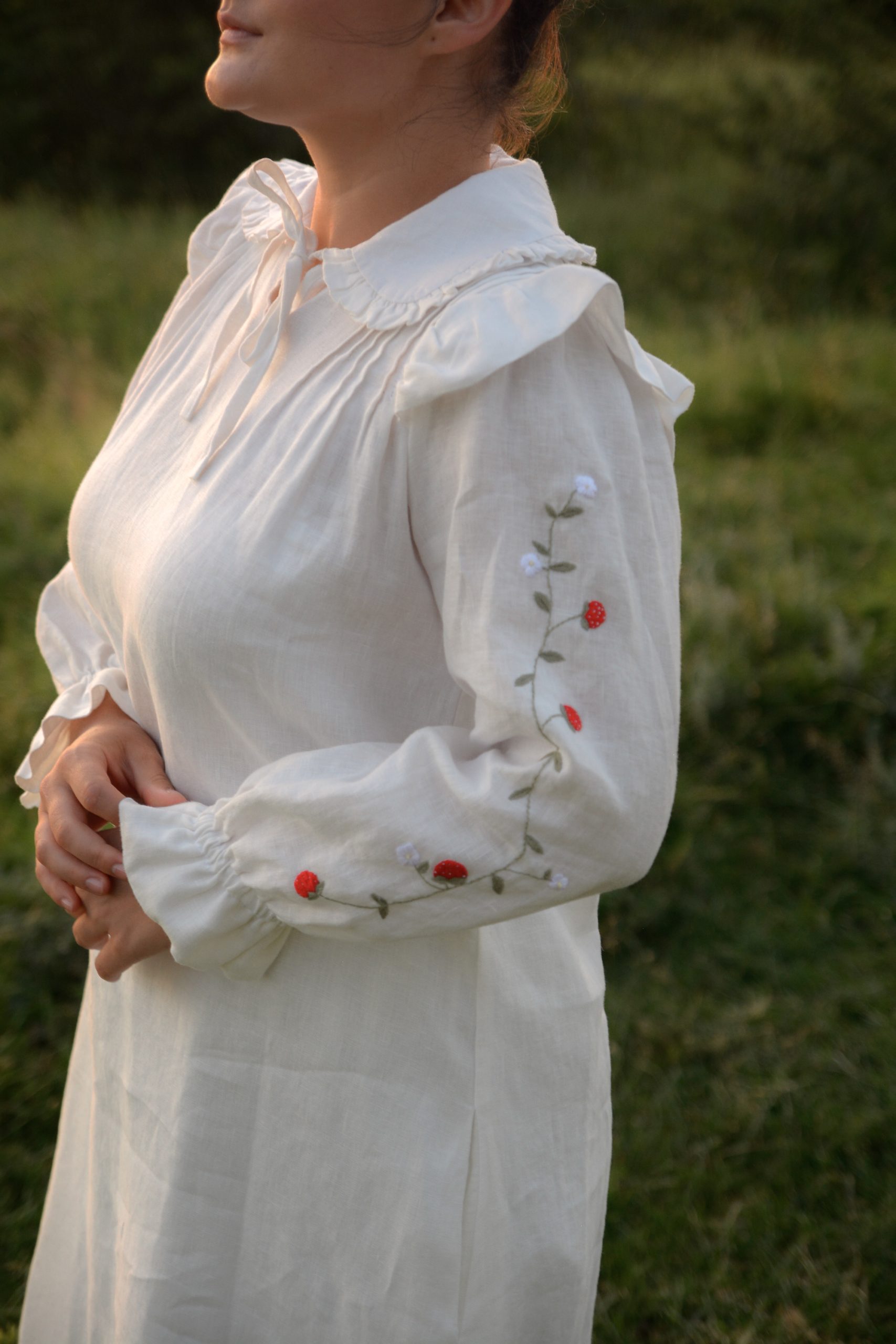 Rochia Ilinca brodată