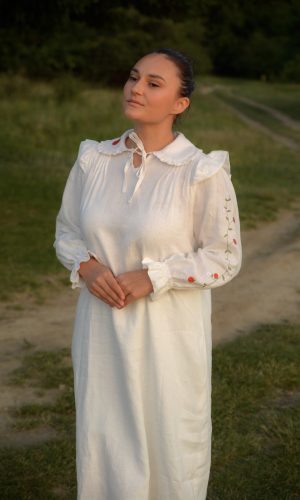 Rochia Ilinca brodată
