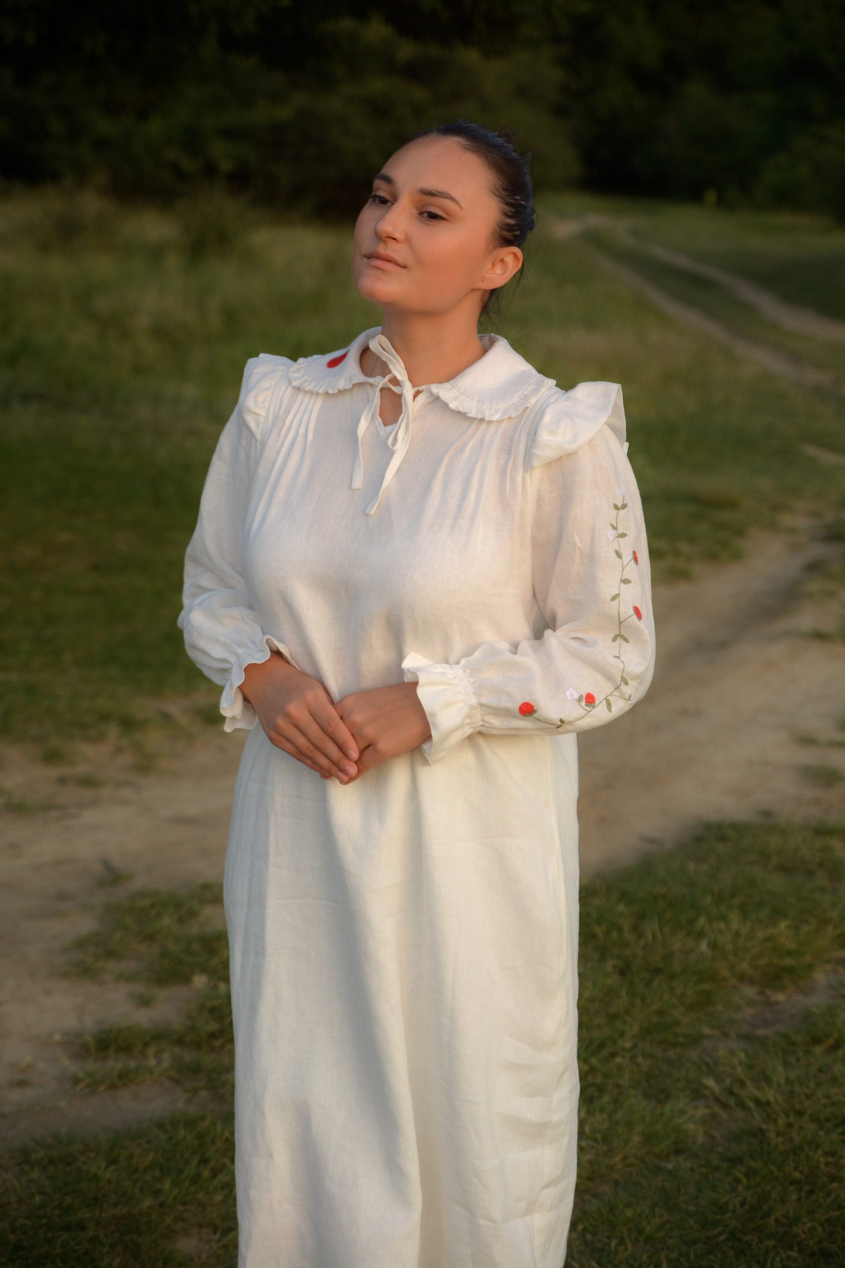 Rochia Ilinca brodată